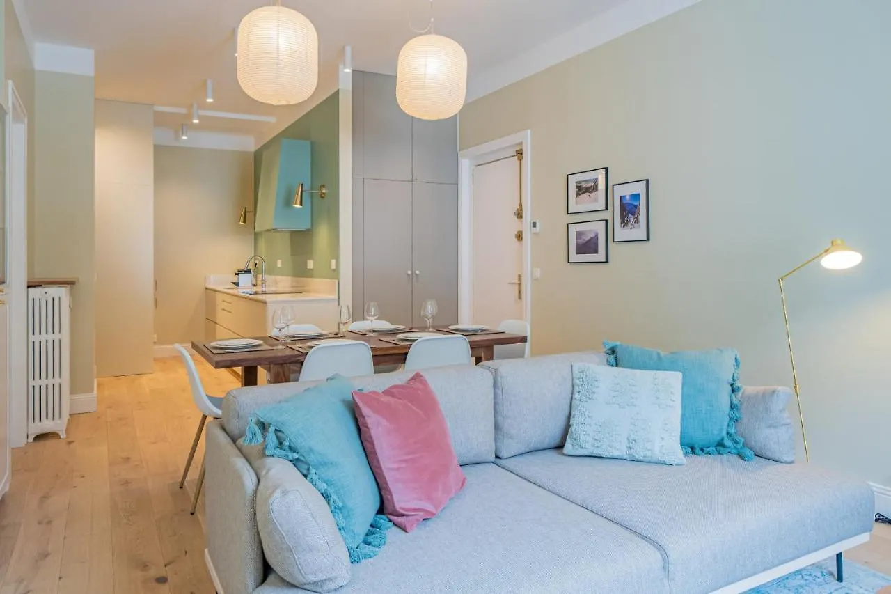 Majestic Alpin - A Luxurious Apartment With A Nordic Feel Шамони